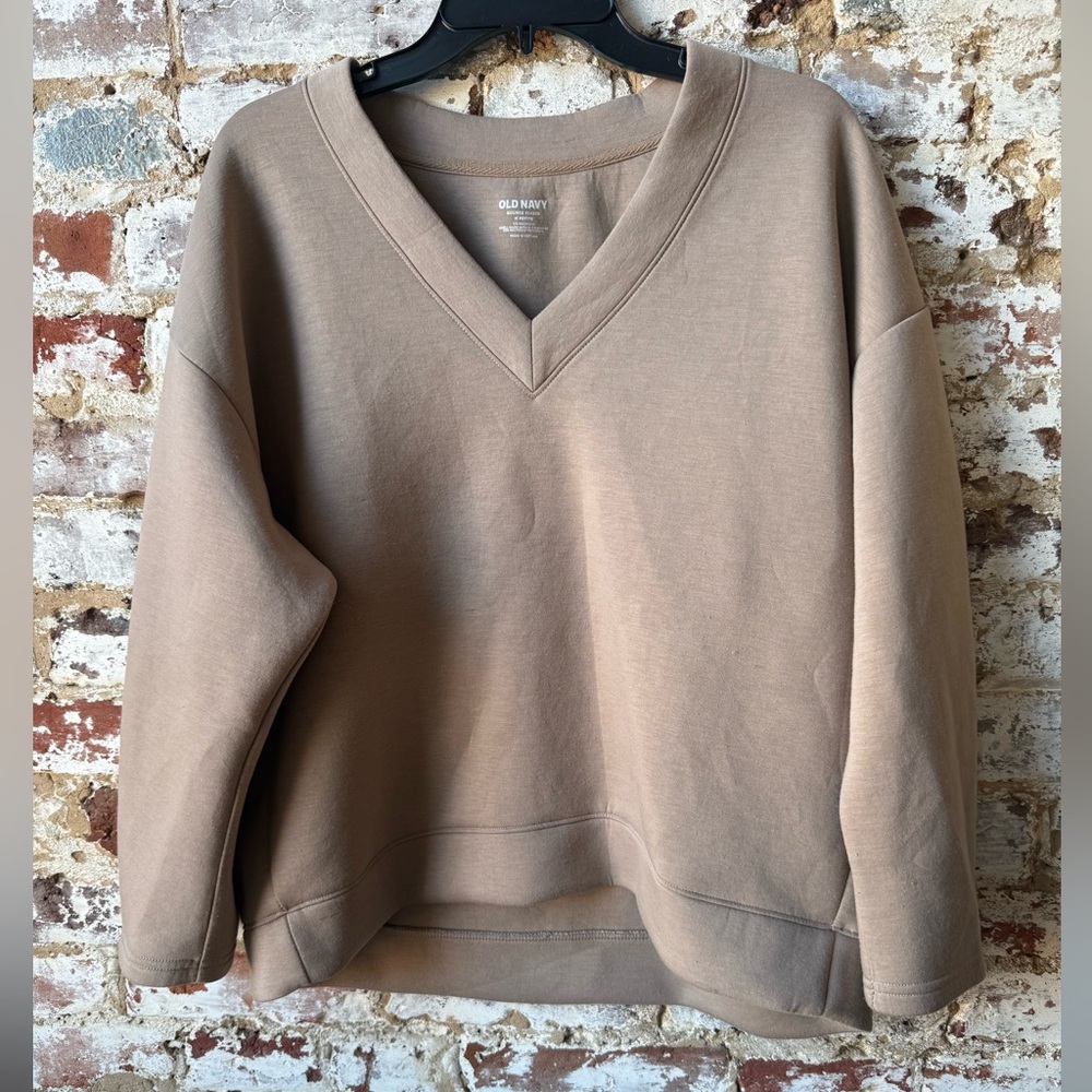 Bounce Fleece Beige V-Neck Pullover